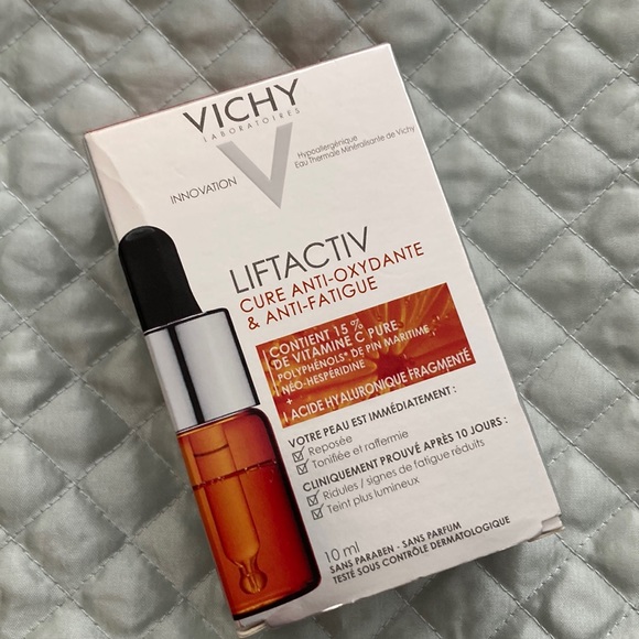 Vichy LIFTACTIV vitamin C hyaluronic acid serum anti-aging anti-oxidant